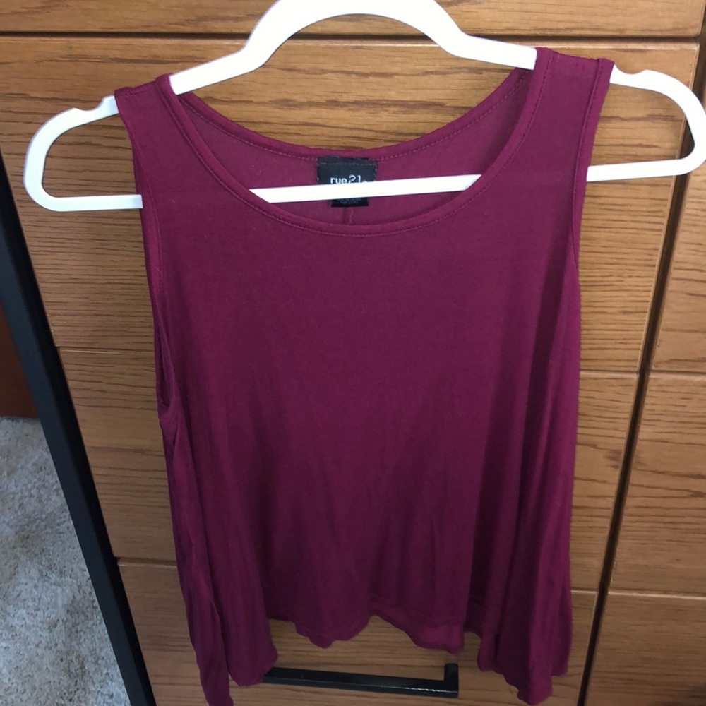 Burgundy Tank